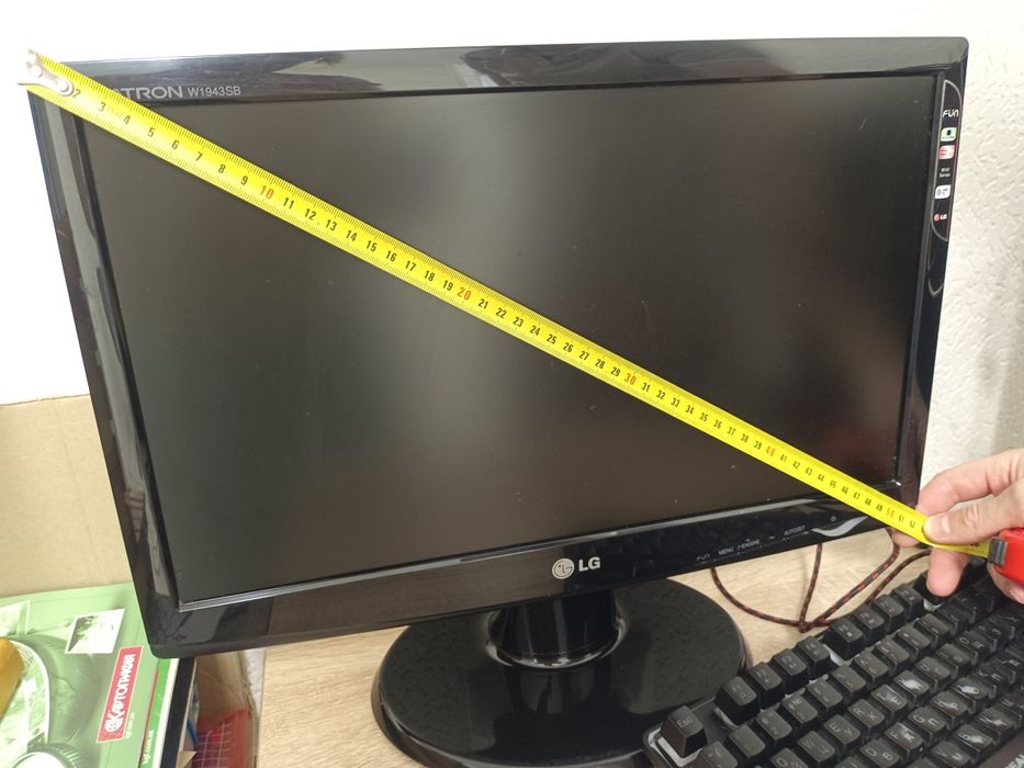 Монітор для ПК - LG чудовий стан