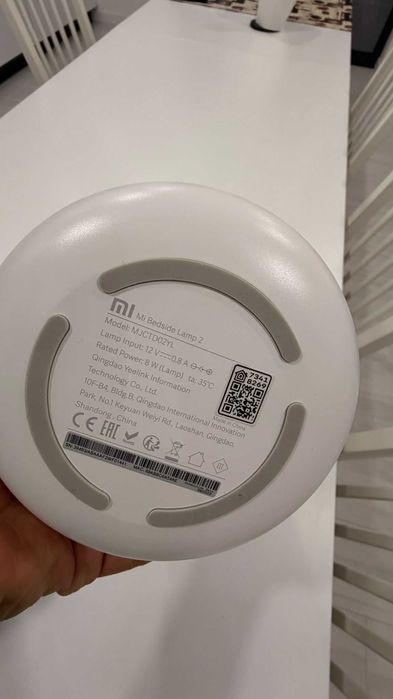 Xiaomi Mi Bedside Lamp 2 – Candeeiro Inteligente RGB (Como Novo)