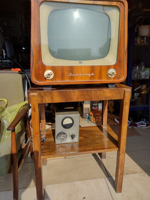 Szafka pod telewizor PRL