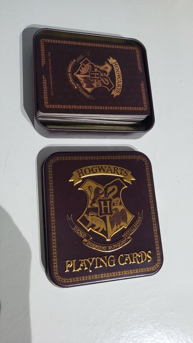 Baralho de cartas.  Harry Potter Hogwarts Playing carts