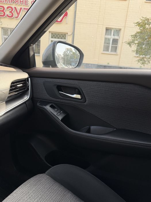 Nissan Rogue SV 2021