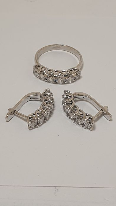 Золоте колечко та сережки в наборі