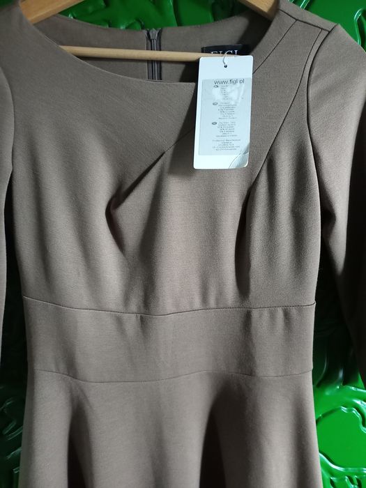 Sukienka Figl r.36 wiskoza trapezowa