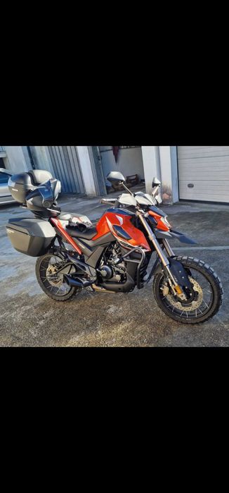 Zontes U1 125 malas laterais e top case