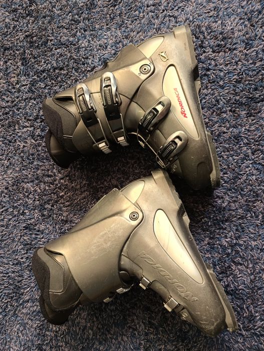 Buty narciarskie 270-275 nordica