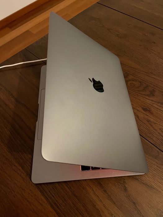 Mackbook Pro 13, excelente estado (praticamente novo)