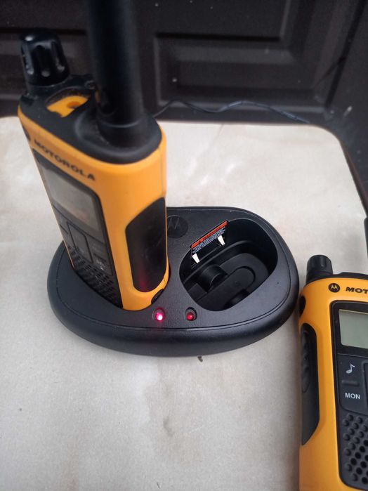 Рації Моторола ,10км.