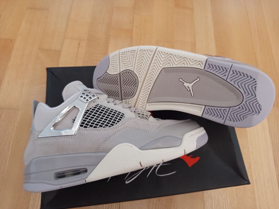 Buty Air Jordan 4 Retro Frozen Moments r.39 Oryginał