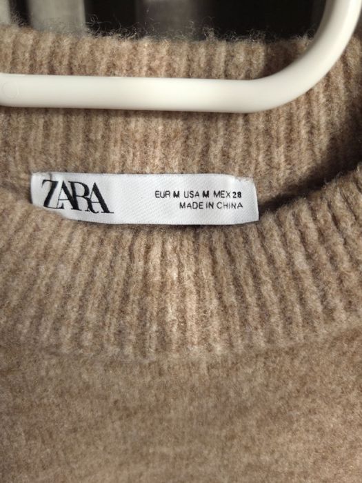 Жіночі светри ZARA розмір М СТАН НОВОГО