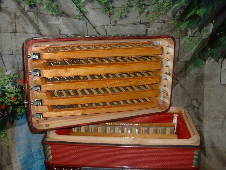Acordeao a venda G , N. 1068