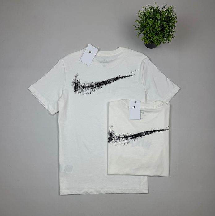 Футболка Nike Swoosh майка найк свуш