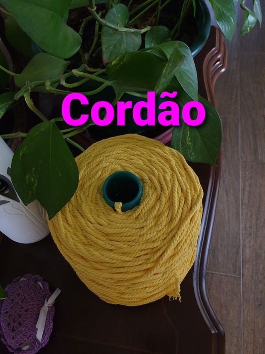Macrame cordao e barbante
