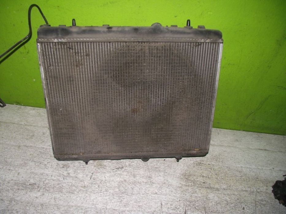 Radiador de Água Peugeot Partner / Citroen Berlingo 1.6 HDI -2008 /