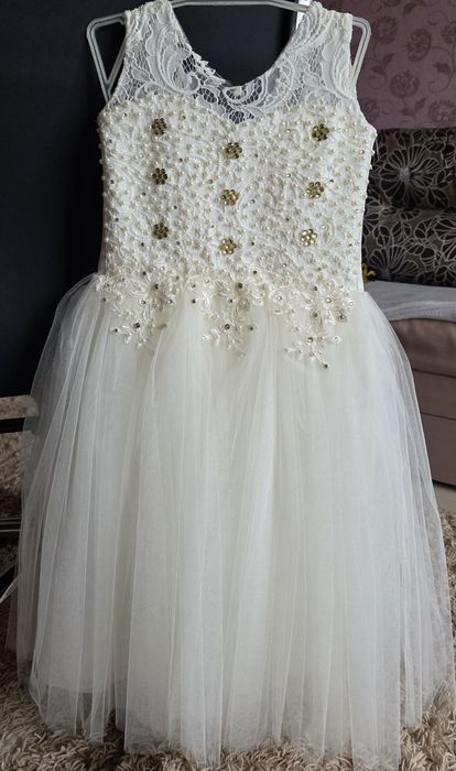 Сукня для дівчинки