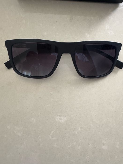 Oculos de sol novos