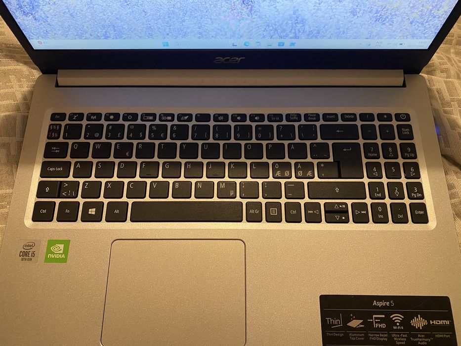 Vendo notebook ACER 16GB Ram