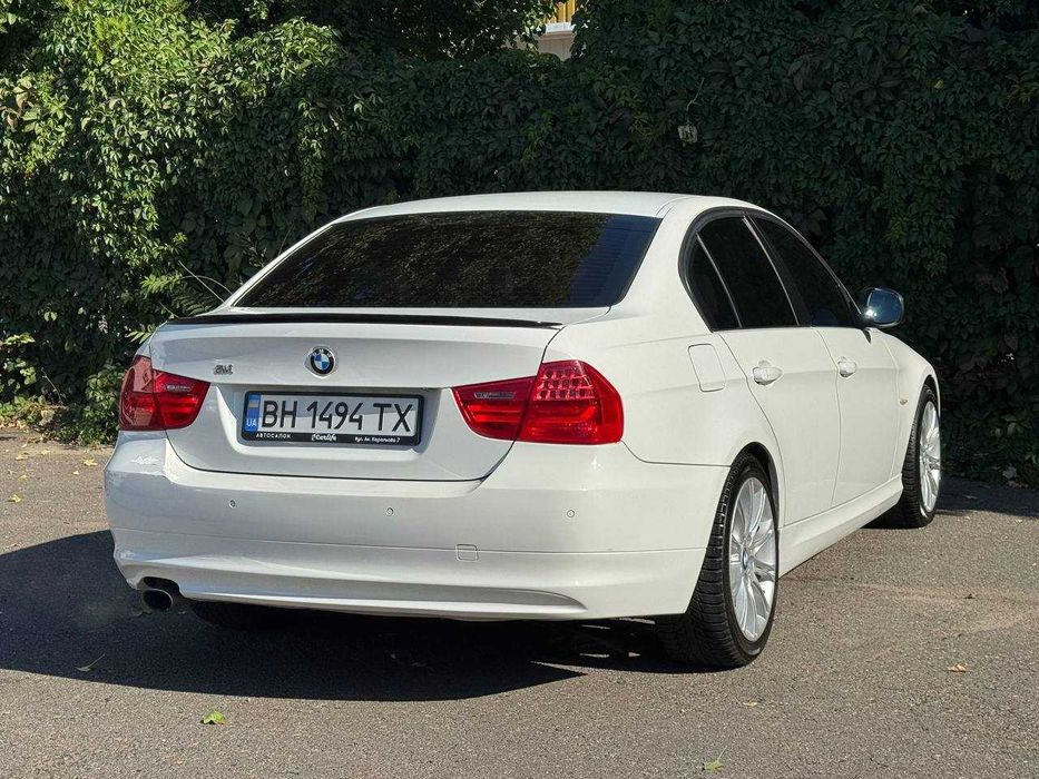 BMW 3  E90  2008