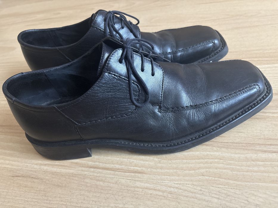 Skórzane  męskue buty garniturowe