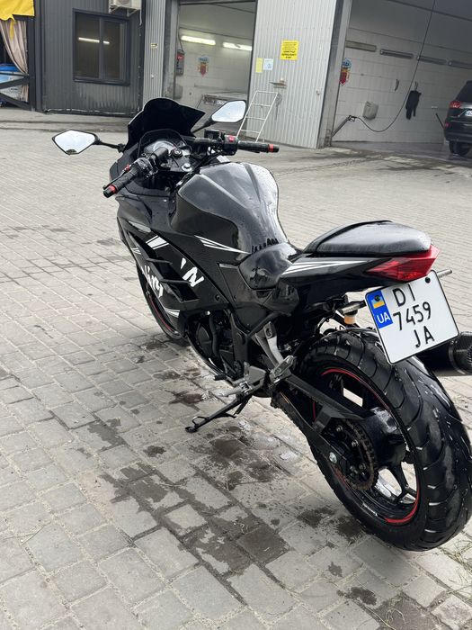 Kawasaki ninja 300 2017