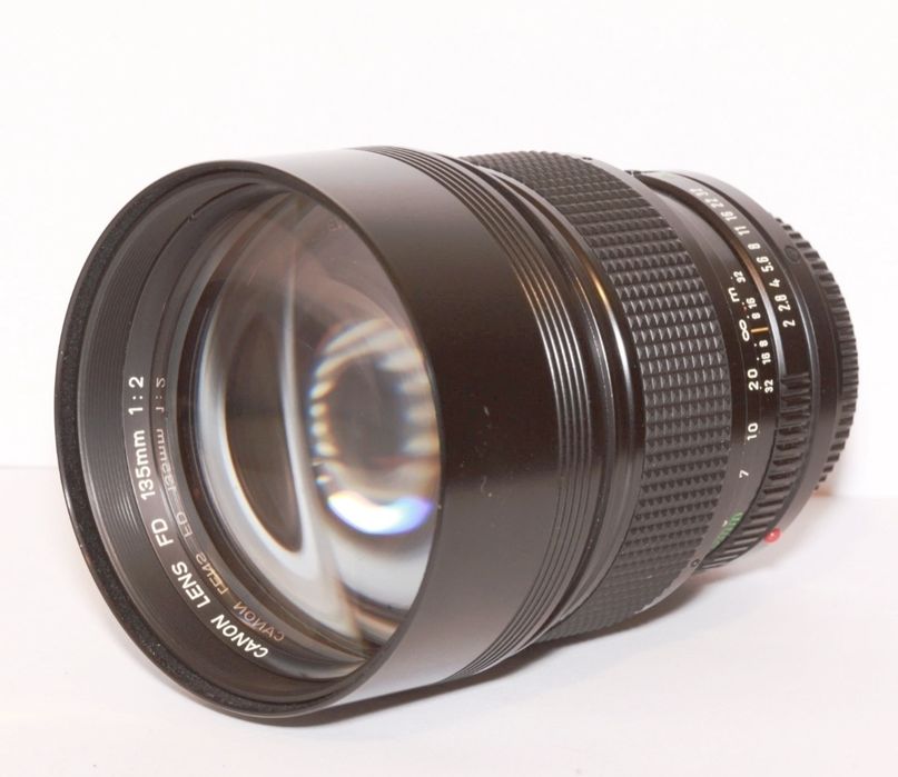 Canon FD 135mm F2