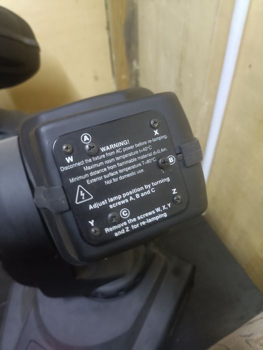 Ruchome głowy Spot 150 tx