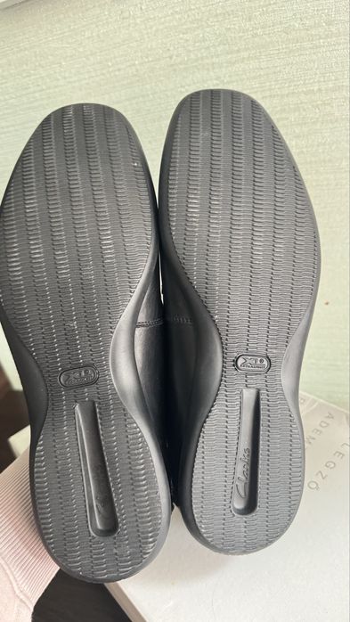Шкіряні туфлі, лофери, макасіни Clarks, 43-44р..