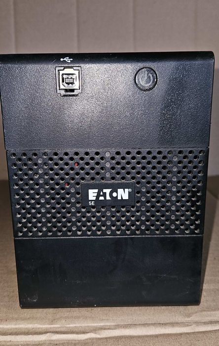 ДБЖ Eaton 1500va/900Вт
