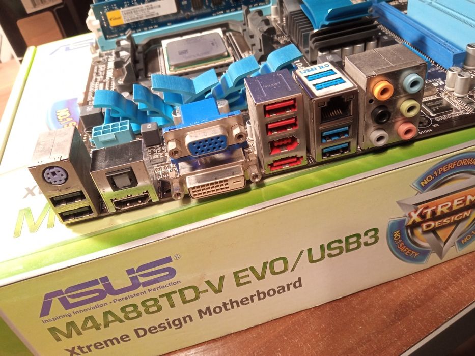 Комплект Asus M4A88TD-V, Athlon II X2 250, 8Gb