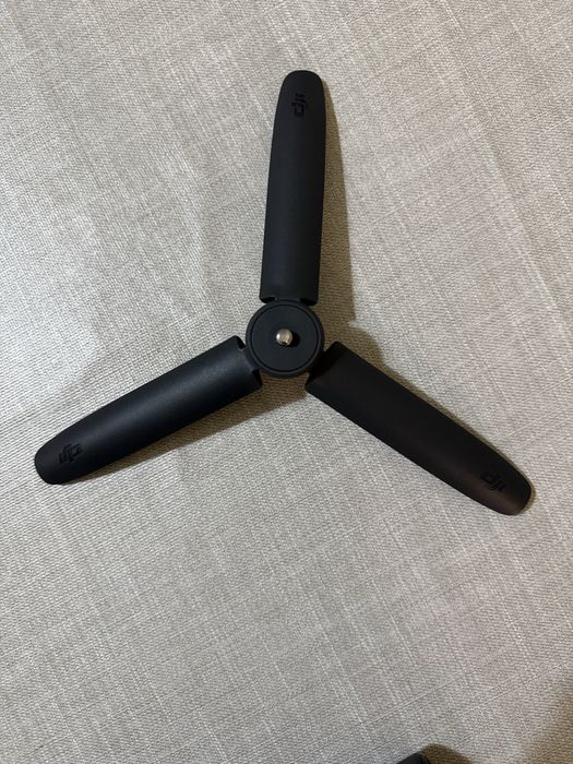 Gimbal (estabilizador) de vídeo DJI Osmo Mobile 6.