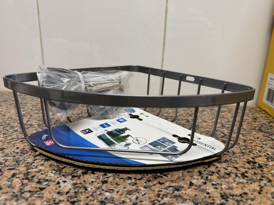 Vendo 3 cestos de canto para duche/banheira novos