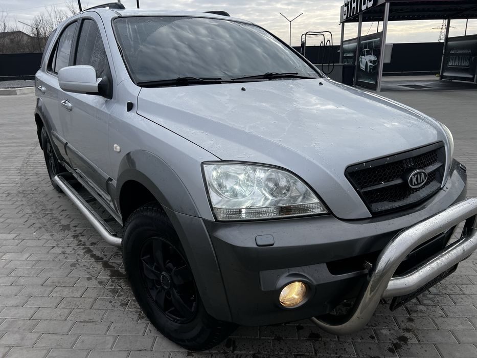 Автомобіль Kia Sorento 2.5 2006 рік. Повністю все обслужене. Не гнила