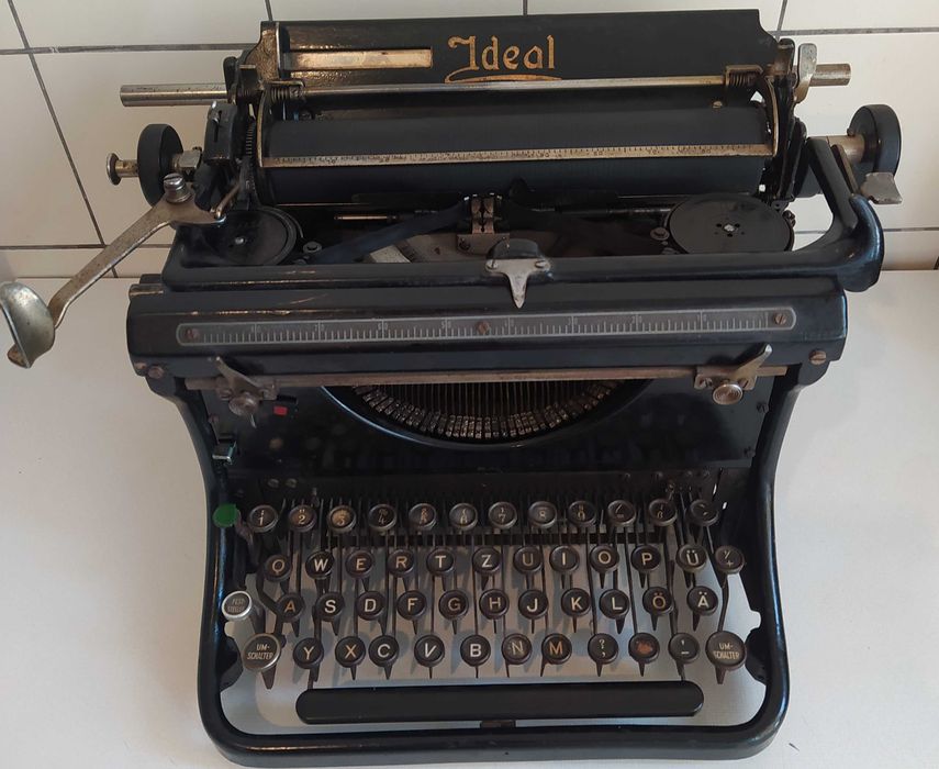 Maszyna do pisania Ideal
