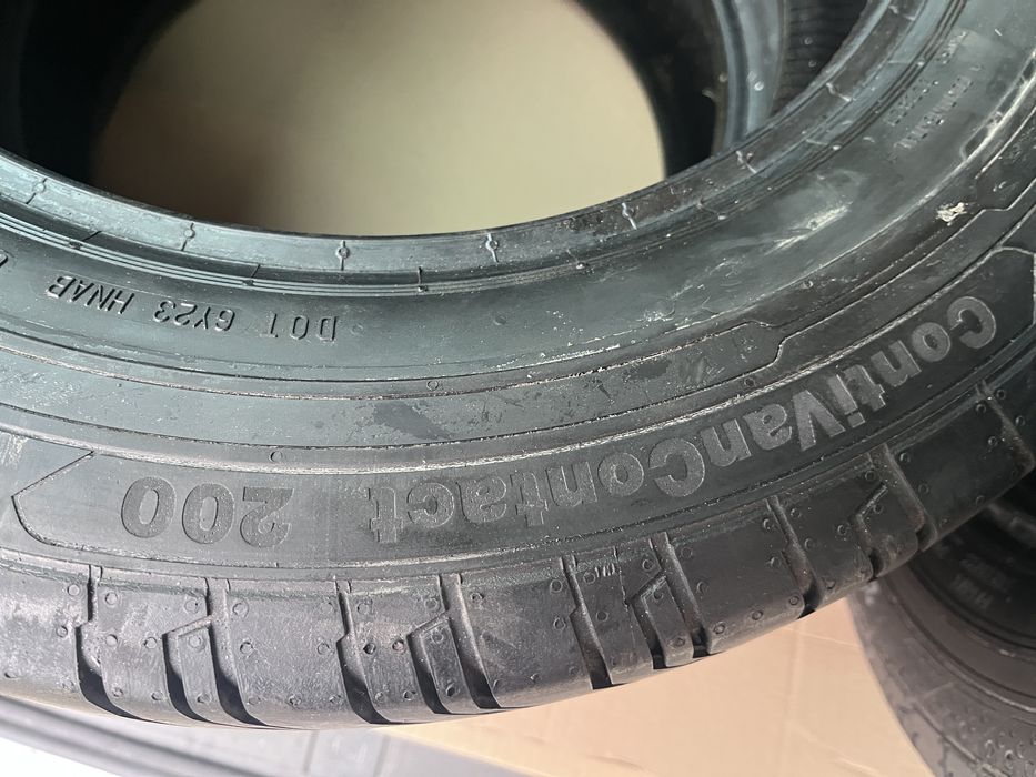 205/65r16C continental