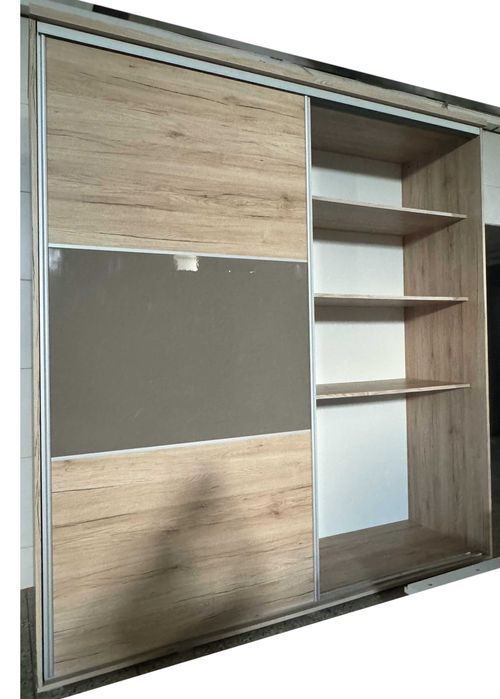 Okazja! Szafa skręcona!