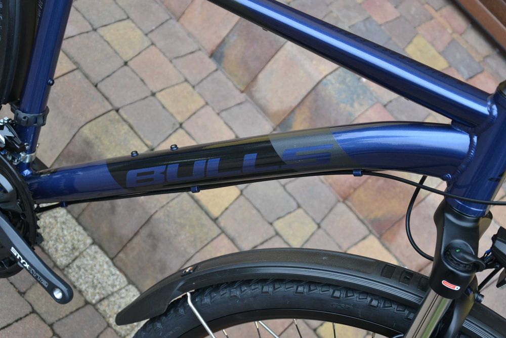 Bulls Wildcross Street Disc Shimano 3x7 Suntour rozmiar M 48cm Nowy