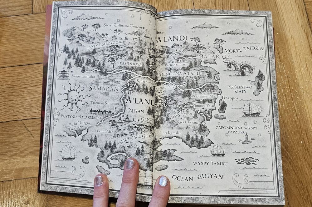 Elizabeth Lim Tkając Świt i Snując Zmierzch