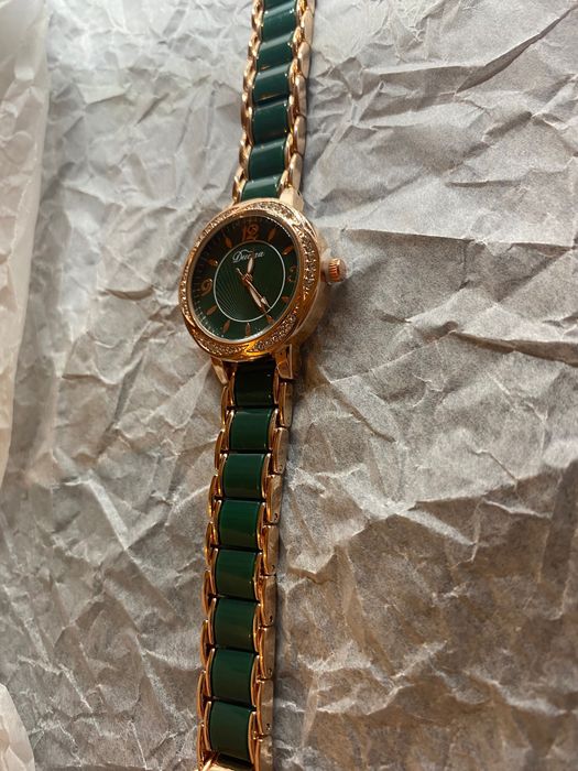 Zielony damski zegarek