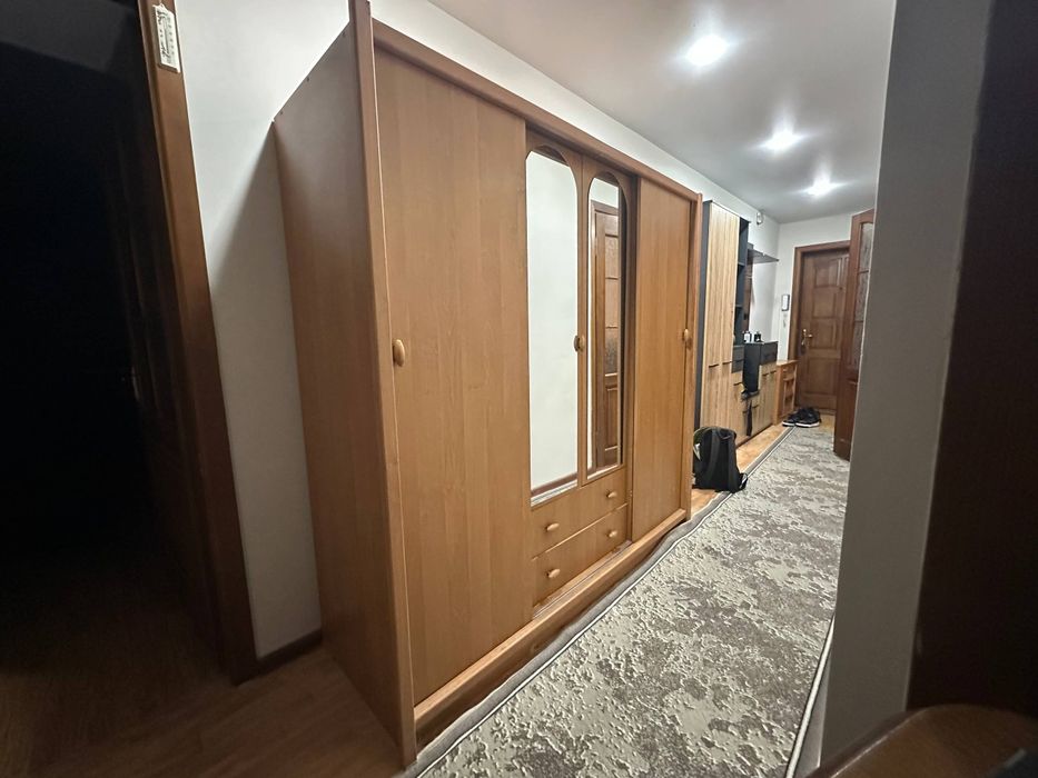 Шкаф купе 180см*200мм*60см
2 метр
Глубина 60