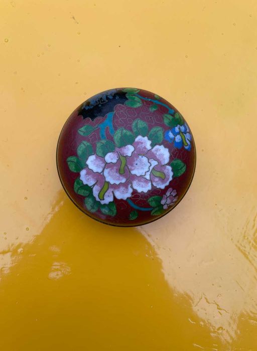 Caixa cloisonné esmaltada