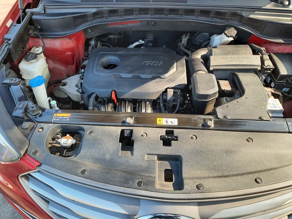 Продаю Hyundai Santa Fe 2016