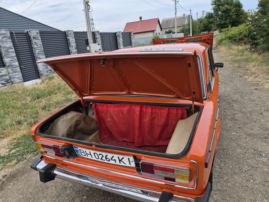 Продам срочно автомобиль