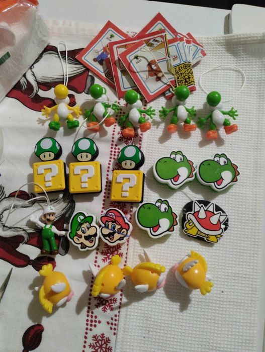 Кіндер Джой Маріо