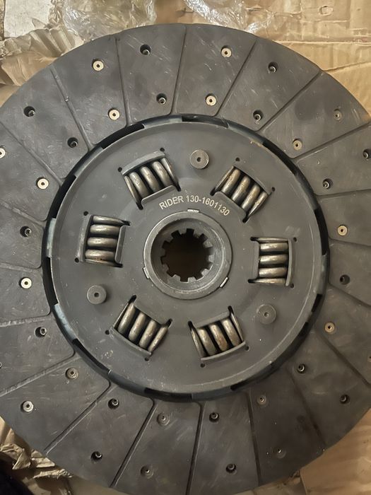 Щеплення ЗИЛ ЗІЛ 130 131 пелюсткове лепесткове сцепление