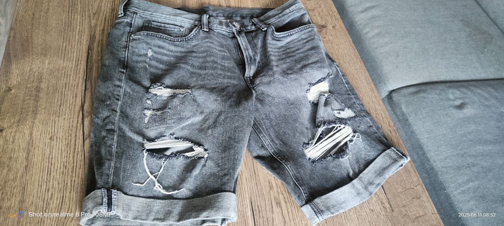 Spodenki męskie zadbane