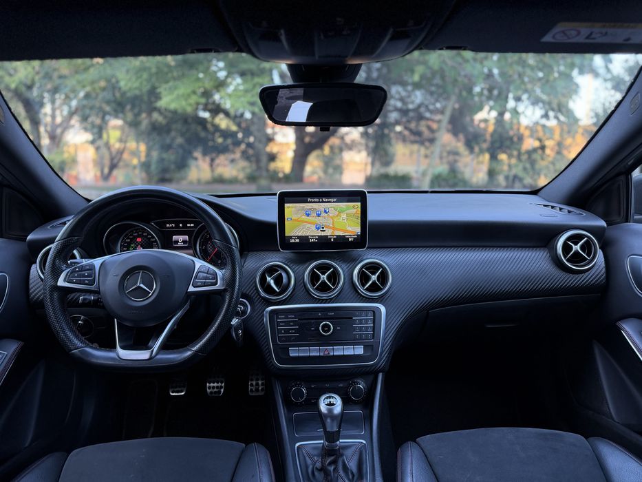 Mercedes-Benz A 180 — fotografia 8