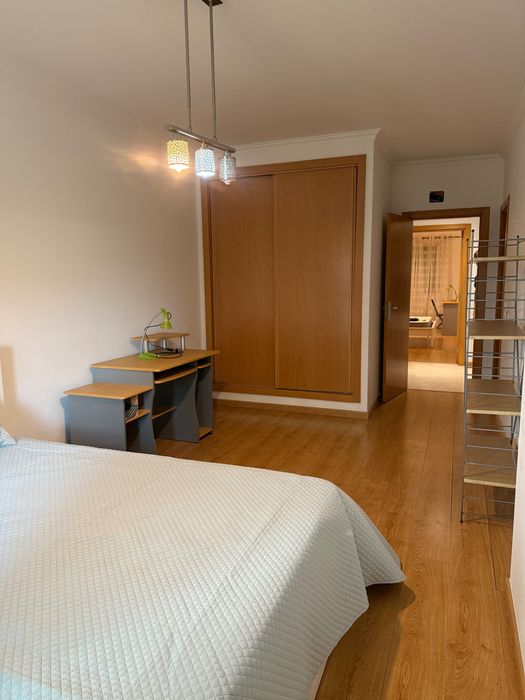 Alugo quartos Santarém