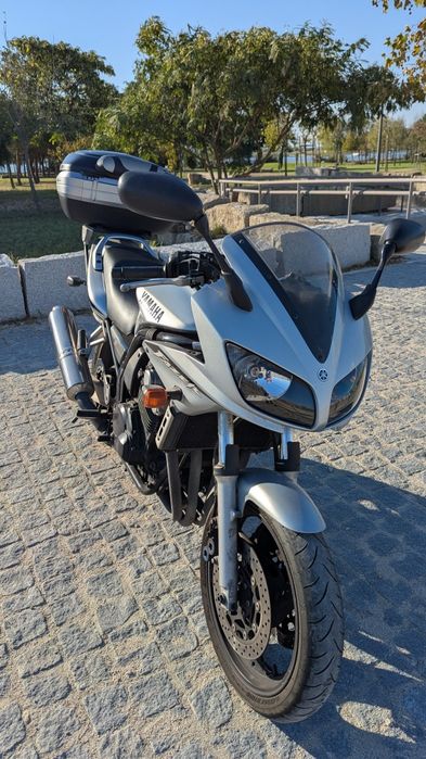 Yamaha FZS 600 FAZER