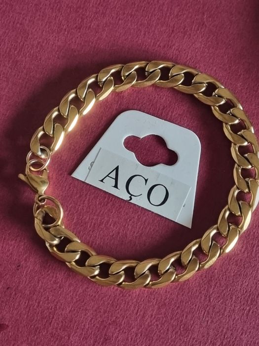Pulseira dourada, em aço, malha grossa 1+1.