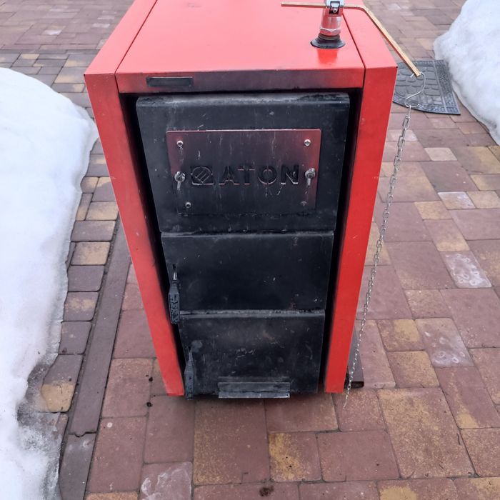 продам твердопаливний котел