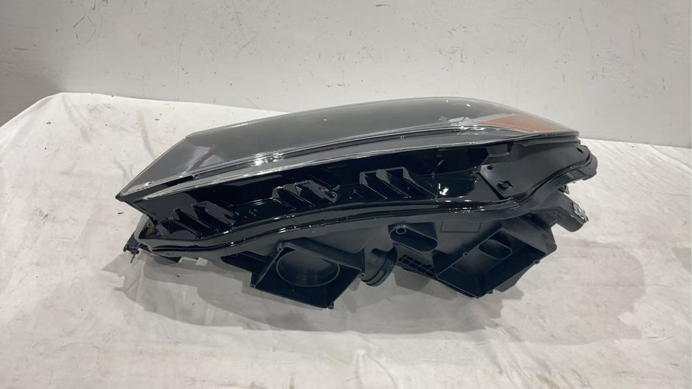 Фары Volkswagen Passat B9 USA 2020- фара левая правая пассат америка